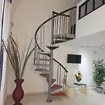 Dany House